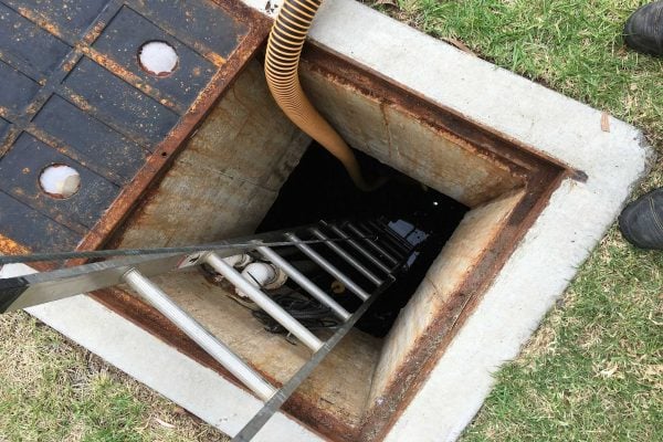 Underground-tank-clean-2048-x-1365-72dpi-low