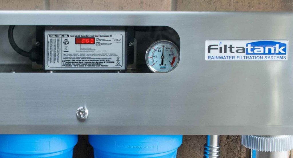 FT-303-Wall-Mount-System-front-on-view-of-guages